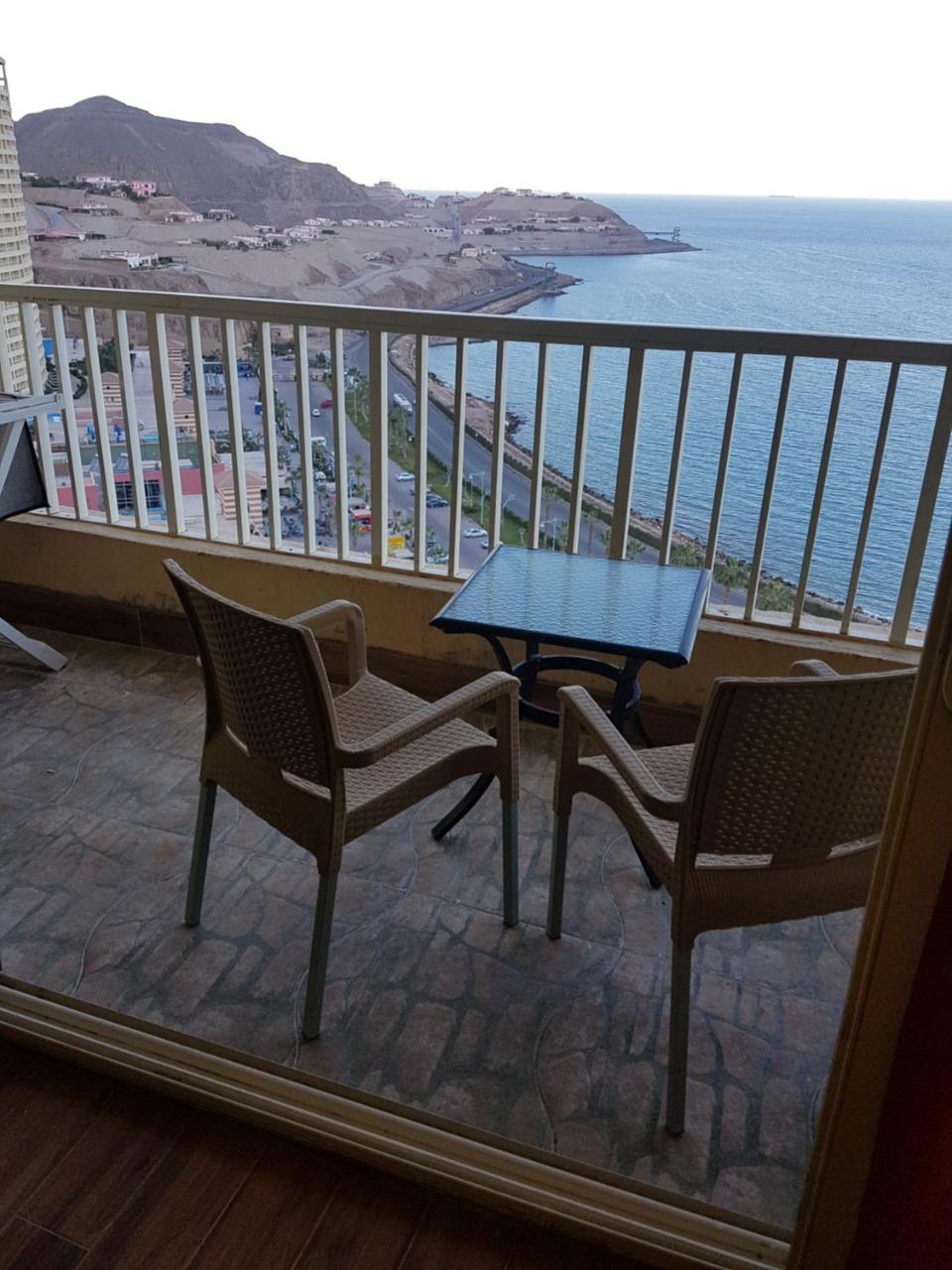 Apartment At Porto Sokhna Pyramids - Ain Sukhna Ngoại thất bức ảnh